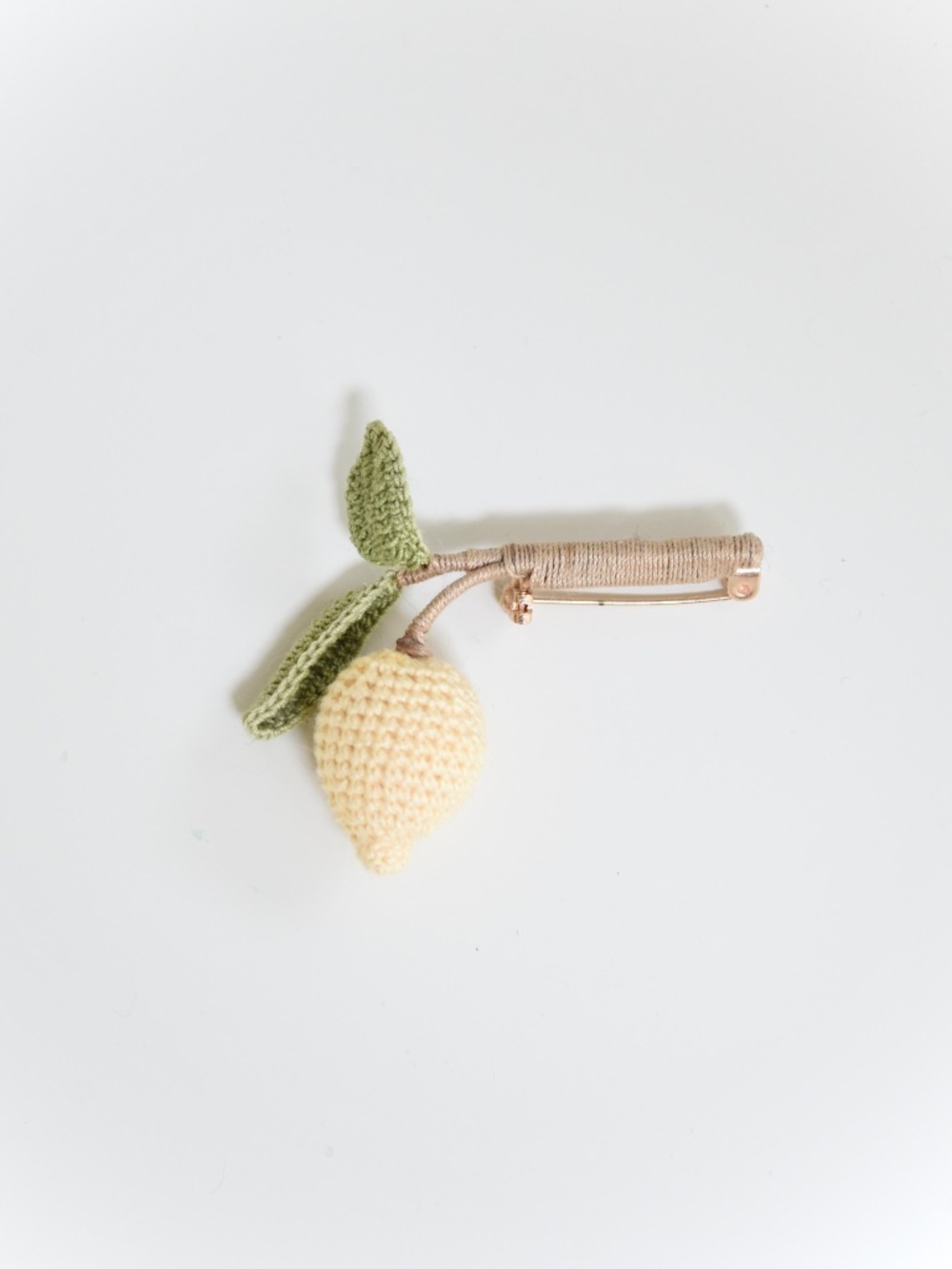 Simple Retro Lemon Leaf Branch Crochet Pin Brooch